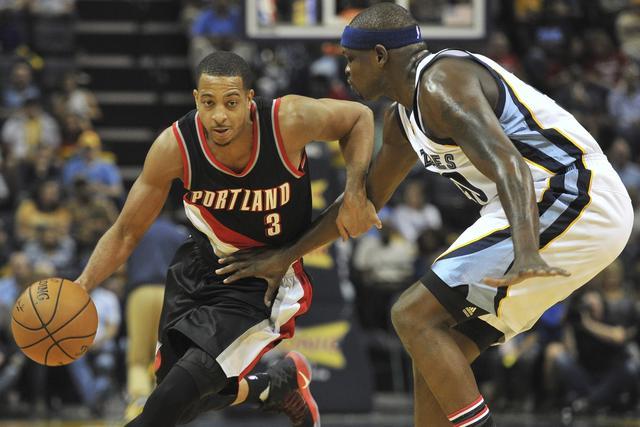 这恰恰凸显 这恰恰凸显