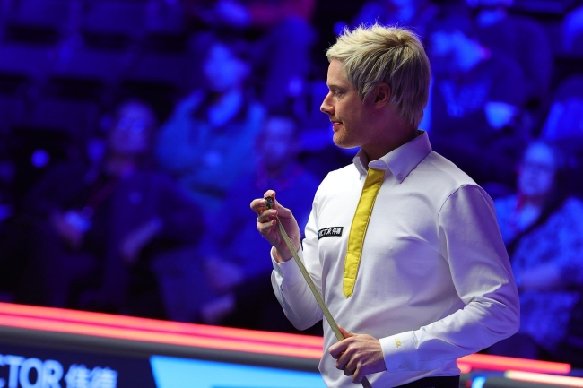 通过积极的 通过积极的